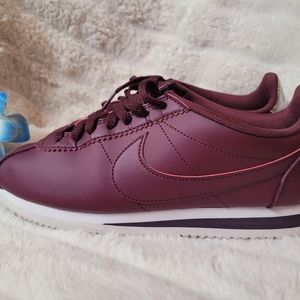 Womens Classic Cortez Leather